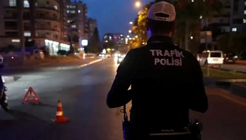 Sosyal Medyada Paylaşım Yapan İki Sürücüye 53 Bin Lira Ceza Kesildi!