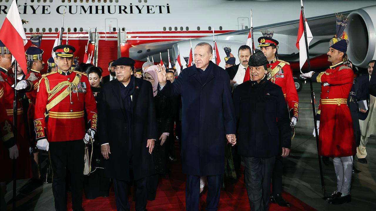 Cumhurbaşkanı Erdoğan Pakistan'a Ziyaret Gerçekleştirdi