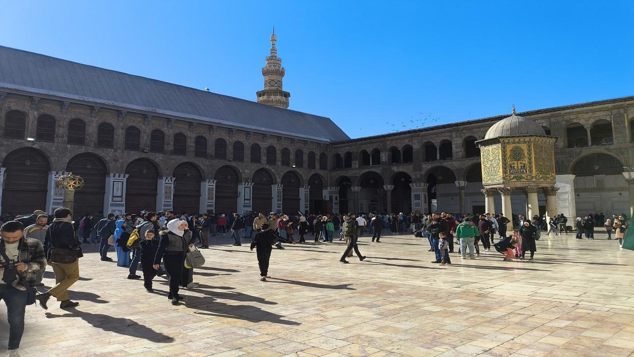 Emevi Camii İmamı, Erdoğan'ın Yardım Elini Övdü