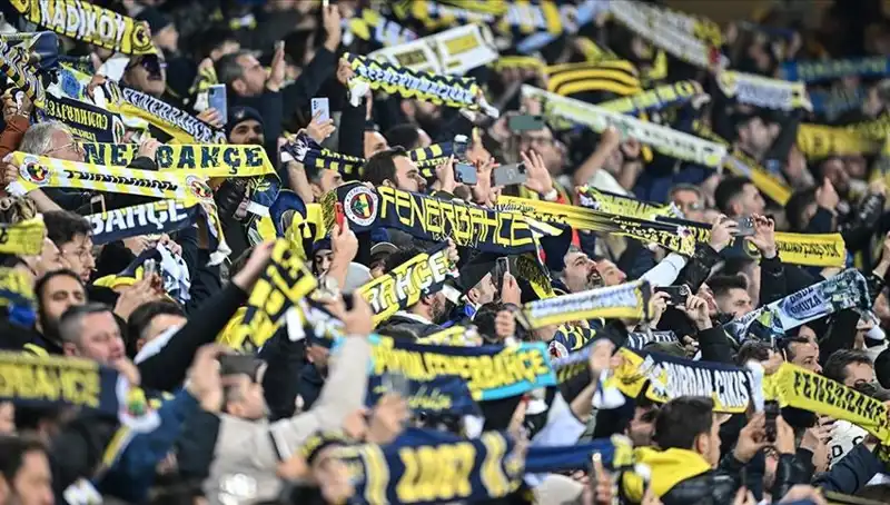 Fenerbahçe'nin Kombine Fiyatları Açıklandı: Taraftarlar Şaşıracak!