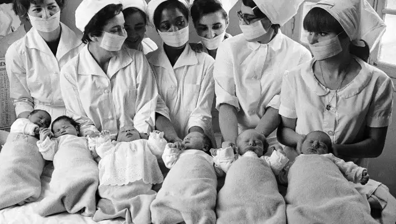 70 Yıl Önce Hastanede Karışan İki Kardeş, DNA Testi Sayesinde Buluştular!