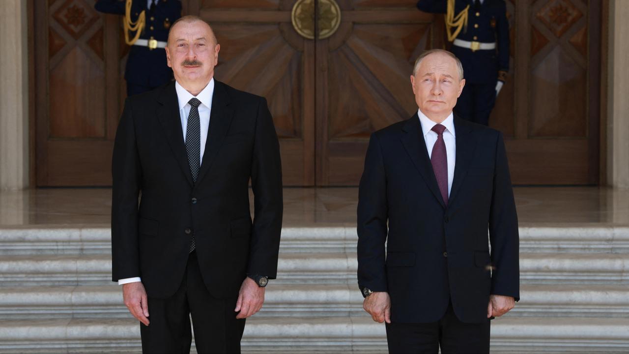 Putin, Aliyev'den Özür Diledi