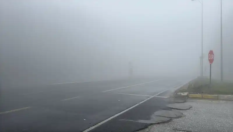Bolu Dağı'nda Tarife Uymayan Sis, Görüş Mesafesini Kısıtladı