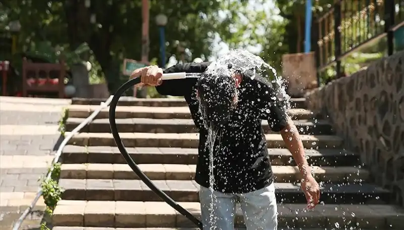 Bu Hafta Sonu Sıcak Hava Dalgası Ülkeyi Etkisi Altına Alacak