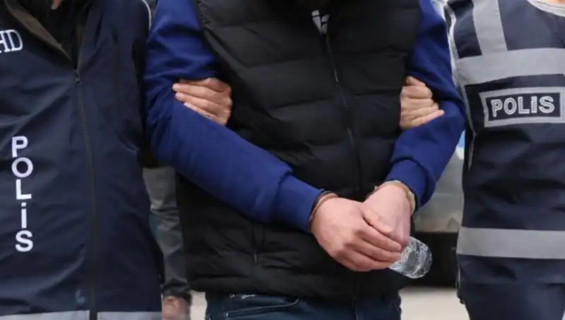 DAEŞ Operasyonu Türkiye’de 4 İlde Gerçekleştirildi: 4 Şüpheli Gözaltında
