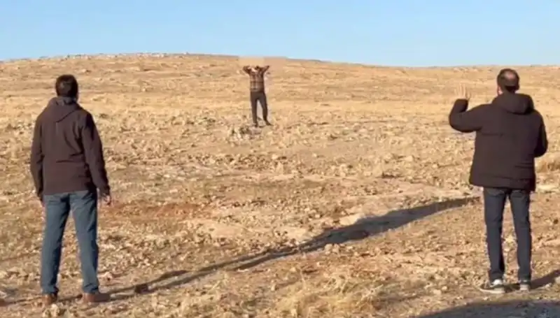 Jandarma ve MİT'in Başarılı Operasyonu: Terör Örgütü Sabotajcısı Teslim Oldu