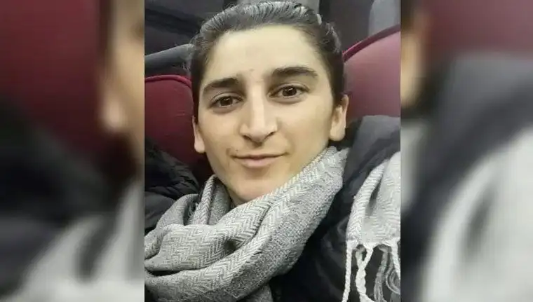 Genç Kızın Gizemi: Aranan Bedeni Ağaçta Bulundu