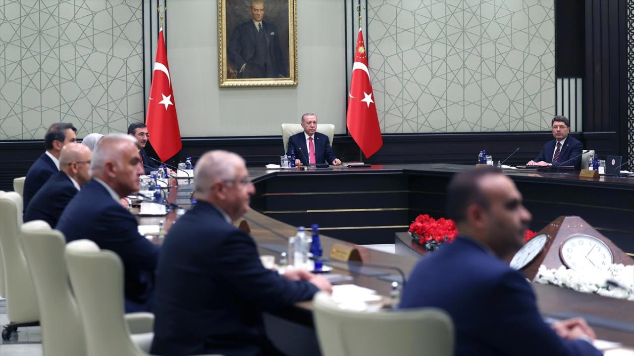 Kabine toplandı, Suriye ve asgari ücret gündeminde