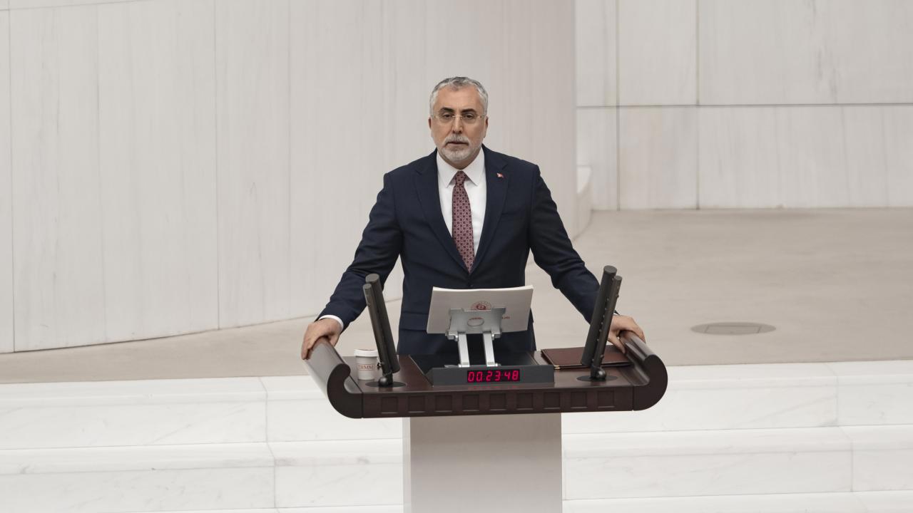 Bakan Işıkhan'dan Çalışanların Refahı ve İşveren Rekabeti Hakkında Açıklama