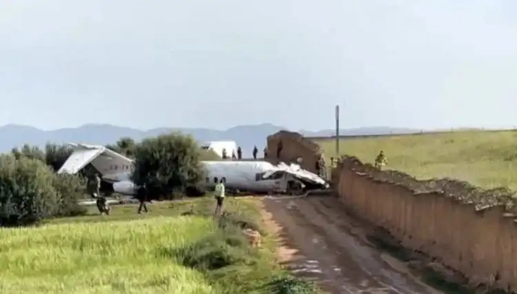 Pistten Çıkan Uçak, Duvara Çarparak Korku Dolu Anlar Yaşattı