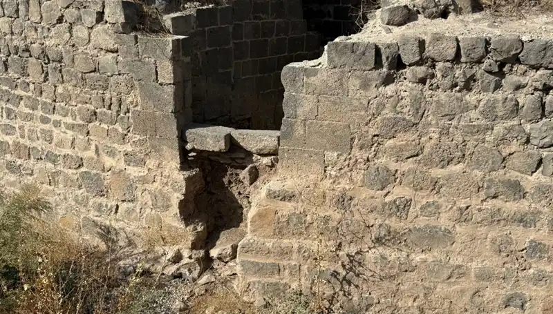 Diyarbakır'da Saint George Kilisesi'nin Gerçek Geçmişi Açığa Çıktı: Hamam İddiaları Yanlış mı?