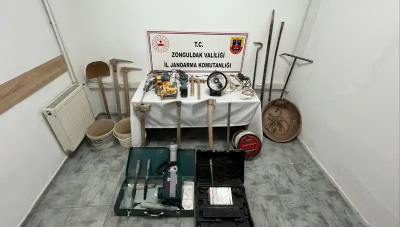 Çaycuma’da Kaçak Kazı Yapan 5 Kişi Yakalandı: Olayın Ardında Neler Var?