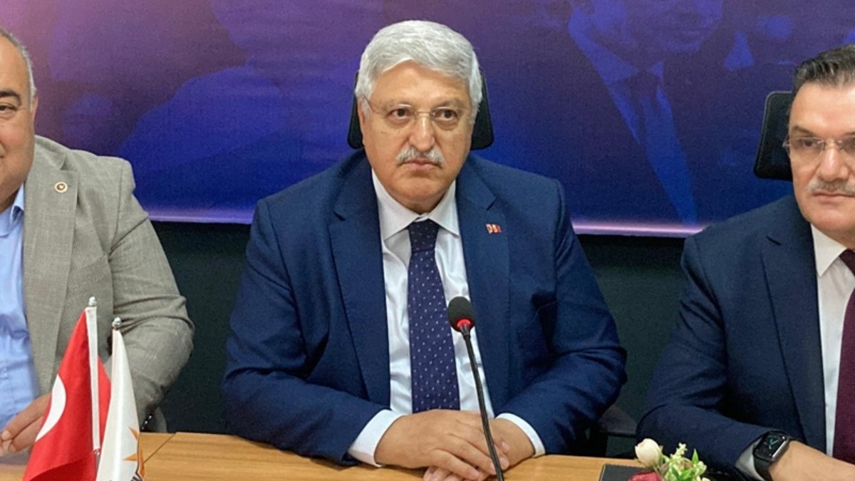 Vedat Demiröz: Devlet Memurları Yasası'nda Reform Zamanı