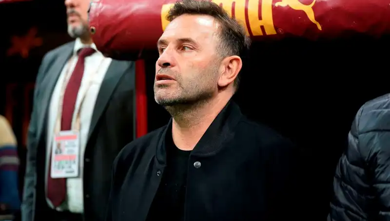 Galatasaray'da Okan Buruk'un Tek Değişikliği Takımda Neleri Getirecek?
