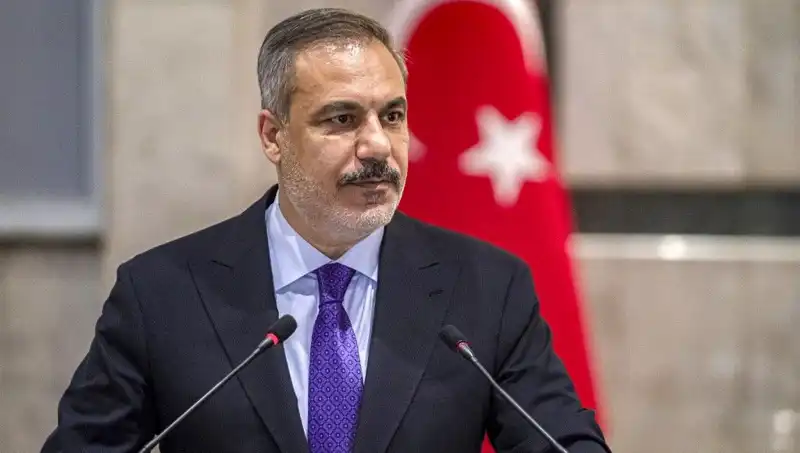 Bir Bakanın İtirafı: "Cin Şişeden Çıktı" - Fidan'dan Çarpıcı Açıklamalar
