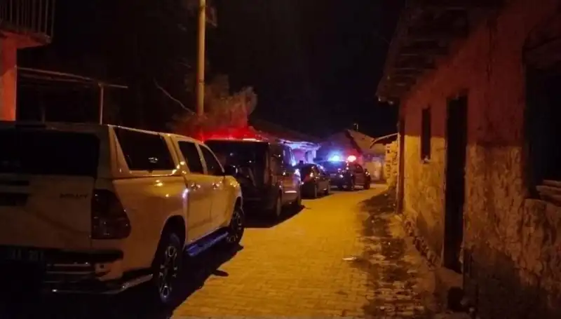 Oğul Cinayeti: Oğul Tarafından Öldürülen Adamın Cenaze Töreni