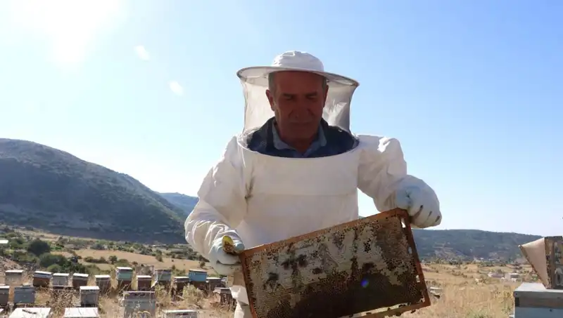 25 Yıldır Mobilyayı Geride Bıraktı: O Artık İki Ton Üretim Yapıyor!