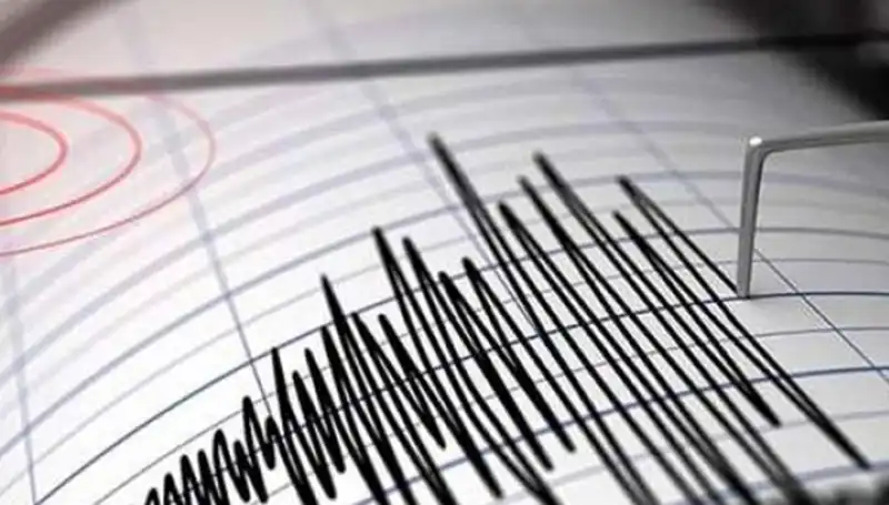 Sındırgı'da Şiddetli Deprem: 4,3 Büyüklüğünde Sarsıntı Hissedildi