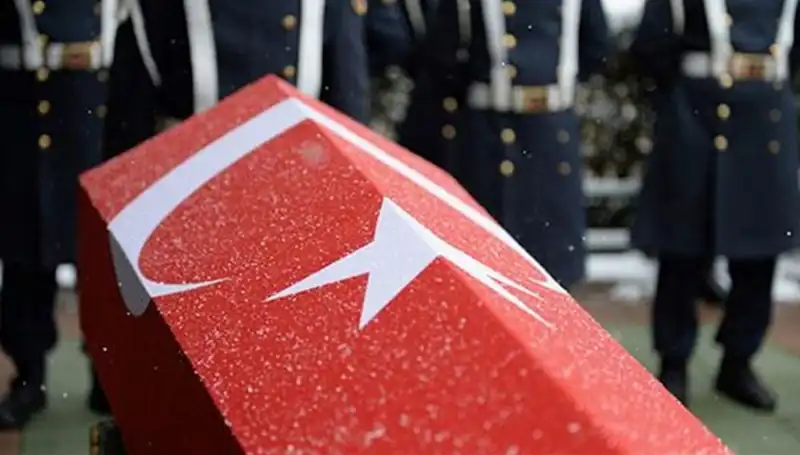 Pençe Kilit Operasyonu'nda Bir Askerimiz Şehit Düştü, Ülke Taziye İçinde