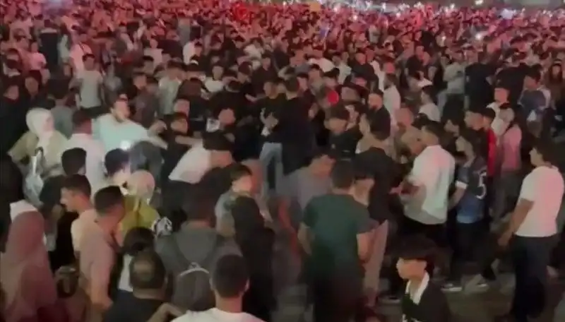 Konserde Bıçaklı Kavga: Üç Yaralının Dramı ve Olayın Ardındaki Gerçekler