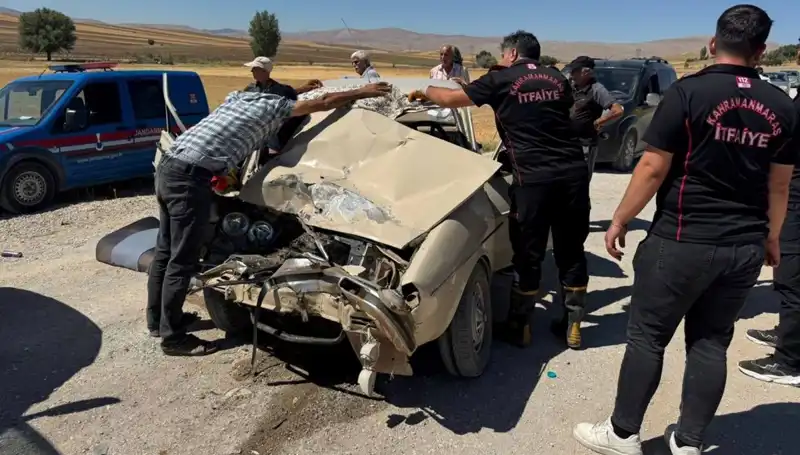 Kahramanmaraş’ta Kamyonet ile Otomobil Çarpıştı: Kazada Yaralananlar Var mı?