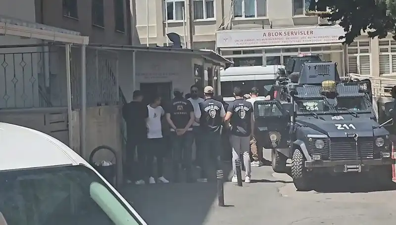 Leman Dergisi Soruşturmasında Dört Tutuklama: İfadelerle Yüzlerce Dosya İncelendi