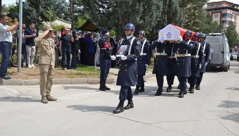 Şehit Gözyaşlarıyla Uğurlandı: Milli Birlik ve Beraberlik Mesajları