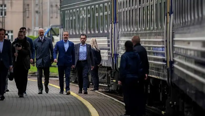 Dışişleri Bakanı Fidan, Ukrayna Ziyaretinde Yeni Dönem İlişkilerine İmza Attı