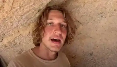 Yasaklı Kızılderili Kabile Adasına Ayak Basan ABD'li Turistlerin Hikayesi