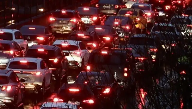 İstanbul'dan Ankara'ya Gidecek Olanlar Dikkat! 12 Saat Trafik Kapatılıyor