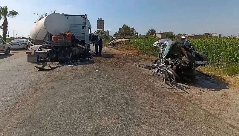 Adana'da Otomobil ve Kamyona Tanker Çarptı: Feci Kaza Detayları Ortaya Çıktı
