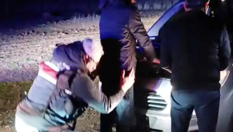 Çocuk Kavgası Aileleri Sokağa Taşıdı: 1 Kişi Hayatını Kaybetti