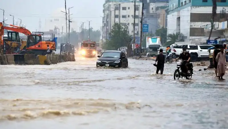 Pakistan'daki Muson Yağmurları Sebebiyle Büyük Felaket: Ölü Sayısı Artıyor