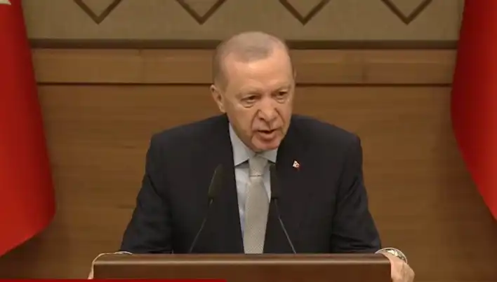 Cumhurbaşkanı Erdoğan, Provokatif Gazetecilere Sert Yanıt Verdi!