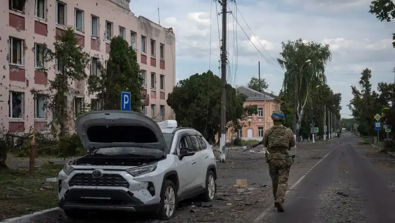 Ukrayna'nın Tek Kozu: Rus Güçleri Kursk'u Nasıl Geri Alıyor?