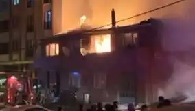 Gaziosmanpaşa'da İki Bina Alev Alev Yandı: Olayın Ardındaki Gizem Ne?