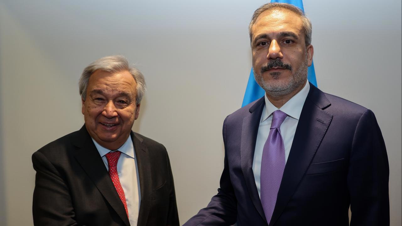 Bakan Fidan, BM Genel Sekreteri Guterres ile Ortadoğu barış sürecini görüşmek üzere bir araya geldi