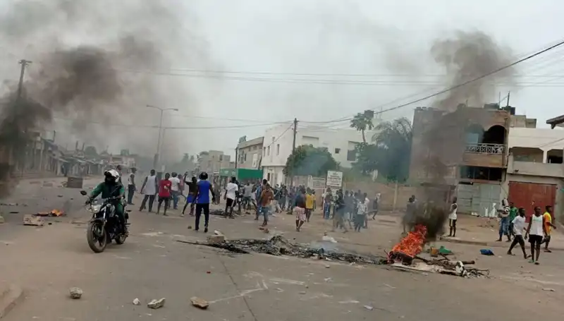 Togo'da Protestolar Sırasında Nehirlerde Yedi Ceset Bulundu: Neler Oluyor?