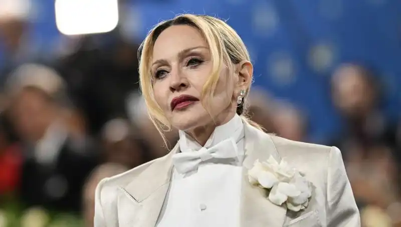 Madonna'nın Yenilikçi Diyeti: Kanserle Mücadelede Bir Umut Mu?
